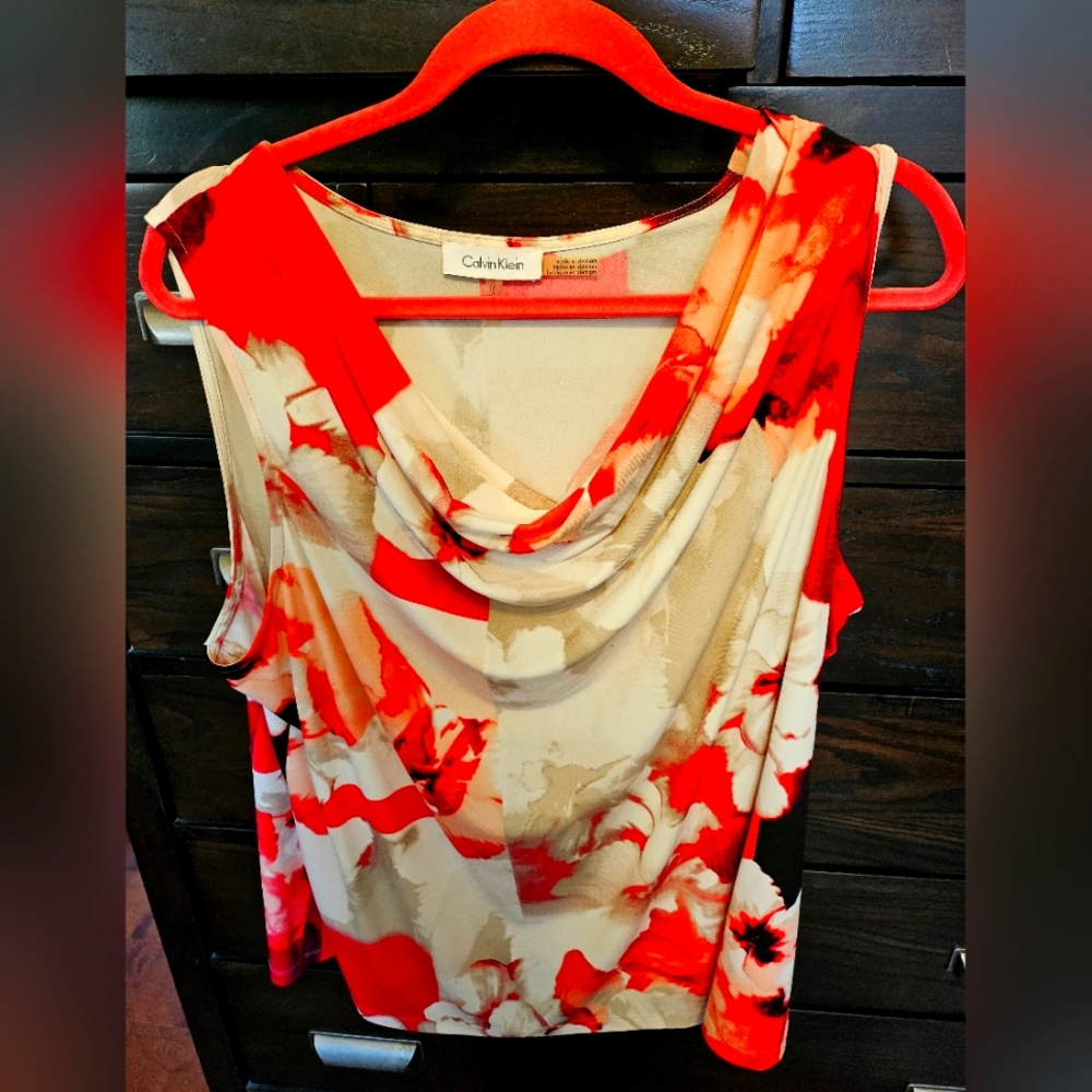 Plus size SLEEVELESS blouse